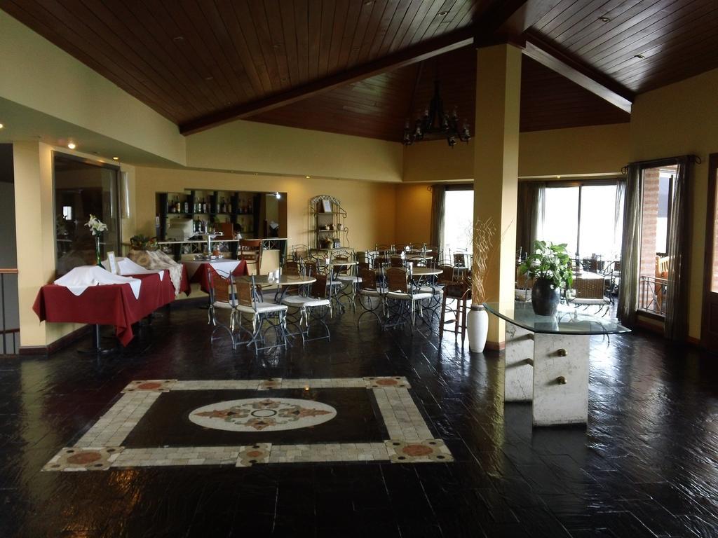 Hotel Del Dique Cabra Corral Extérieur photo