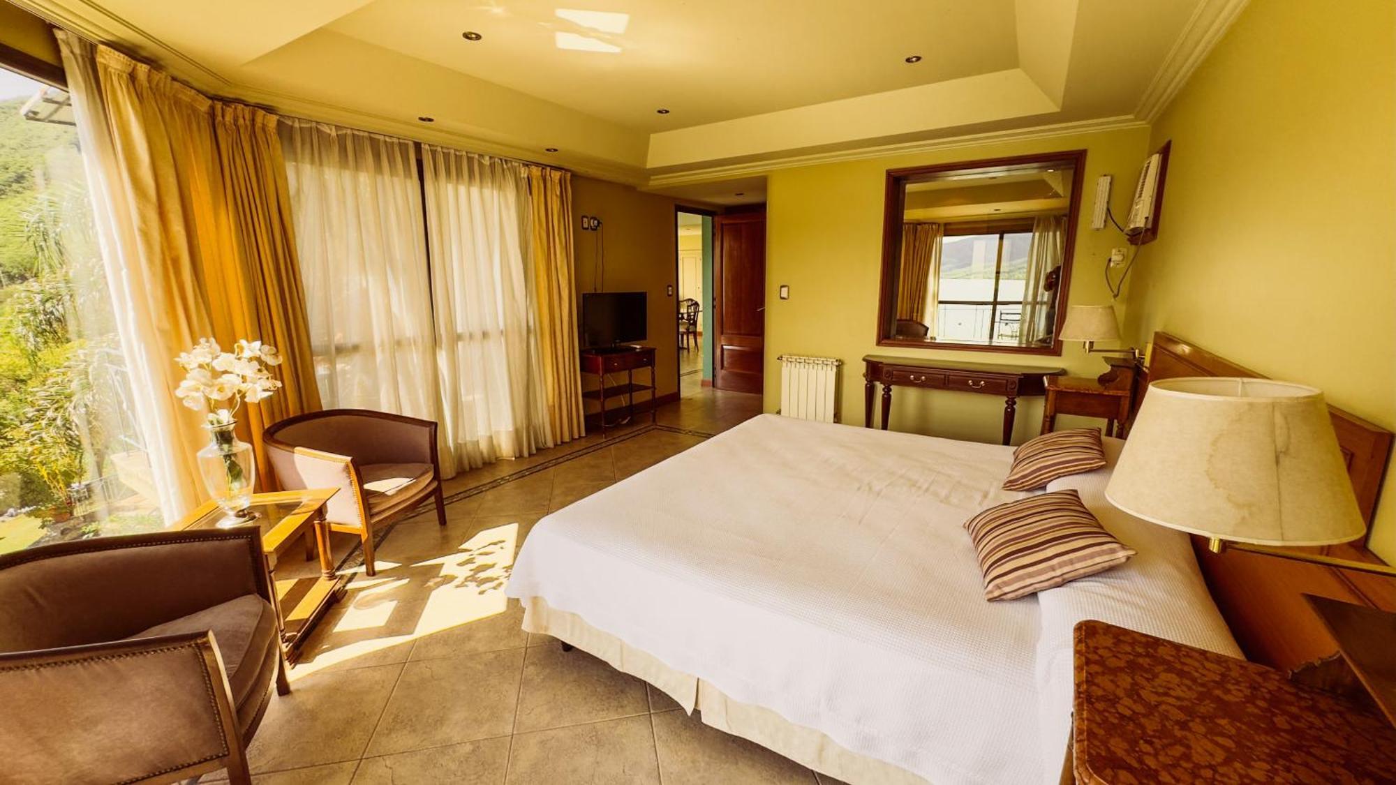 Hotel Del Dique Cabra Corral Extérieur photo